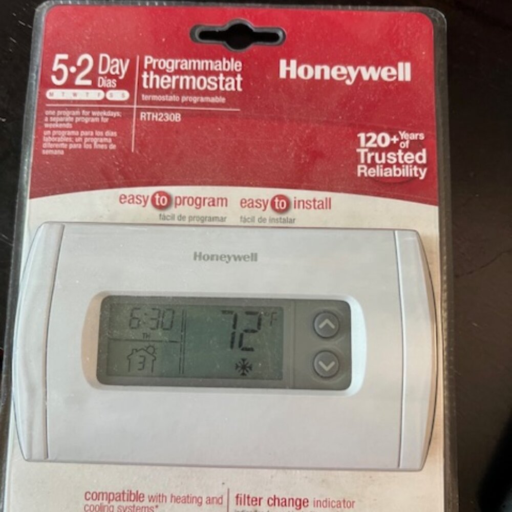 Honeywell RTH230B 5-2 day programmable thermostat